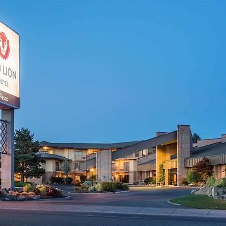 Red Lion Hotel Pasco Airport & Conference Center Exterior photo